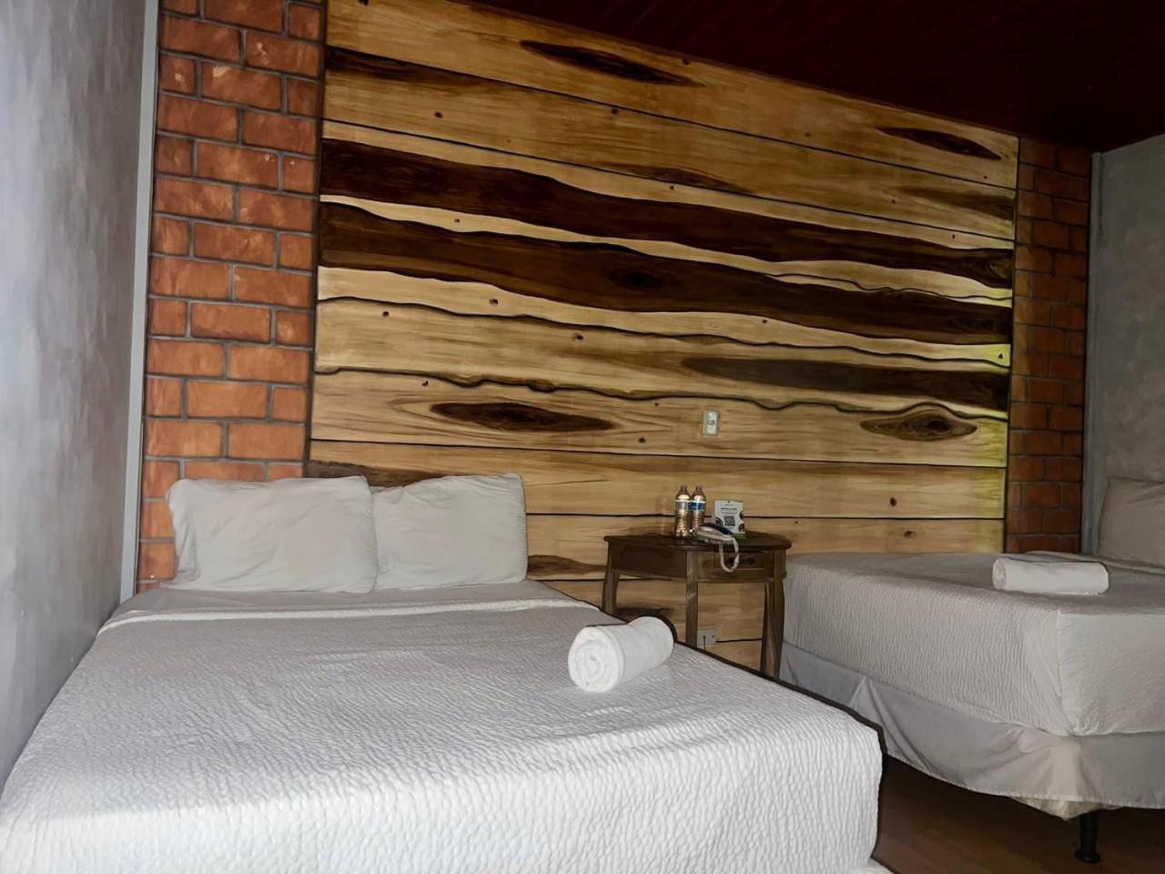 Argueta Hotel San Luis Eksteriør bilde