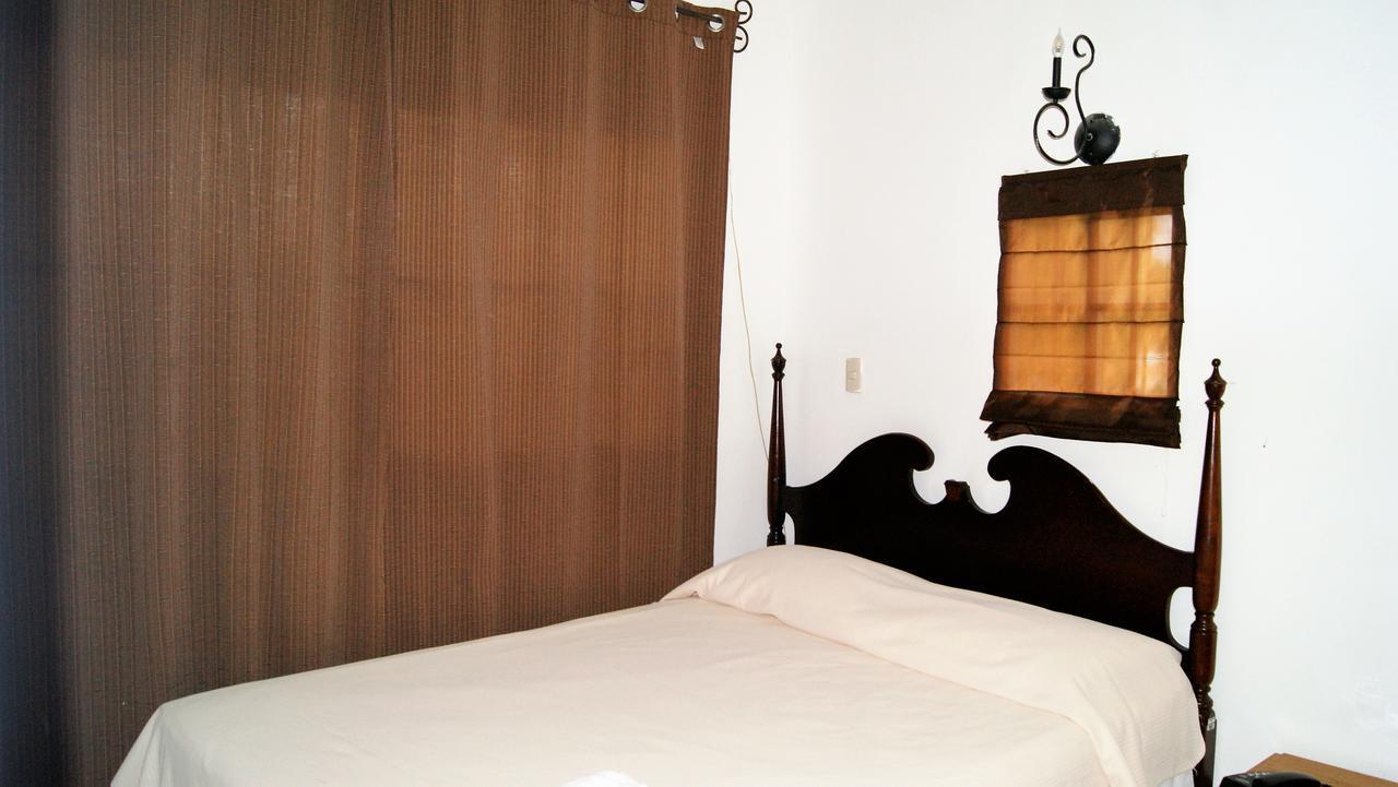 Argueta Hotel San Luis Eksteriør bilde